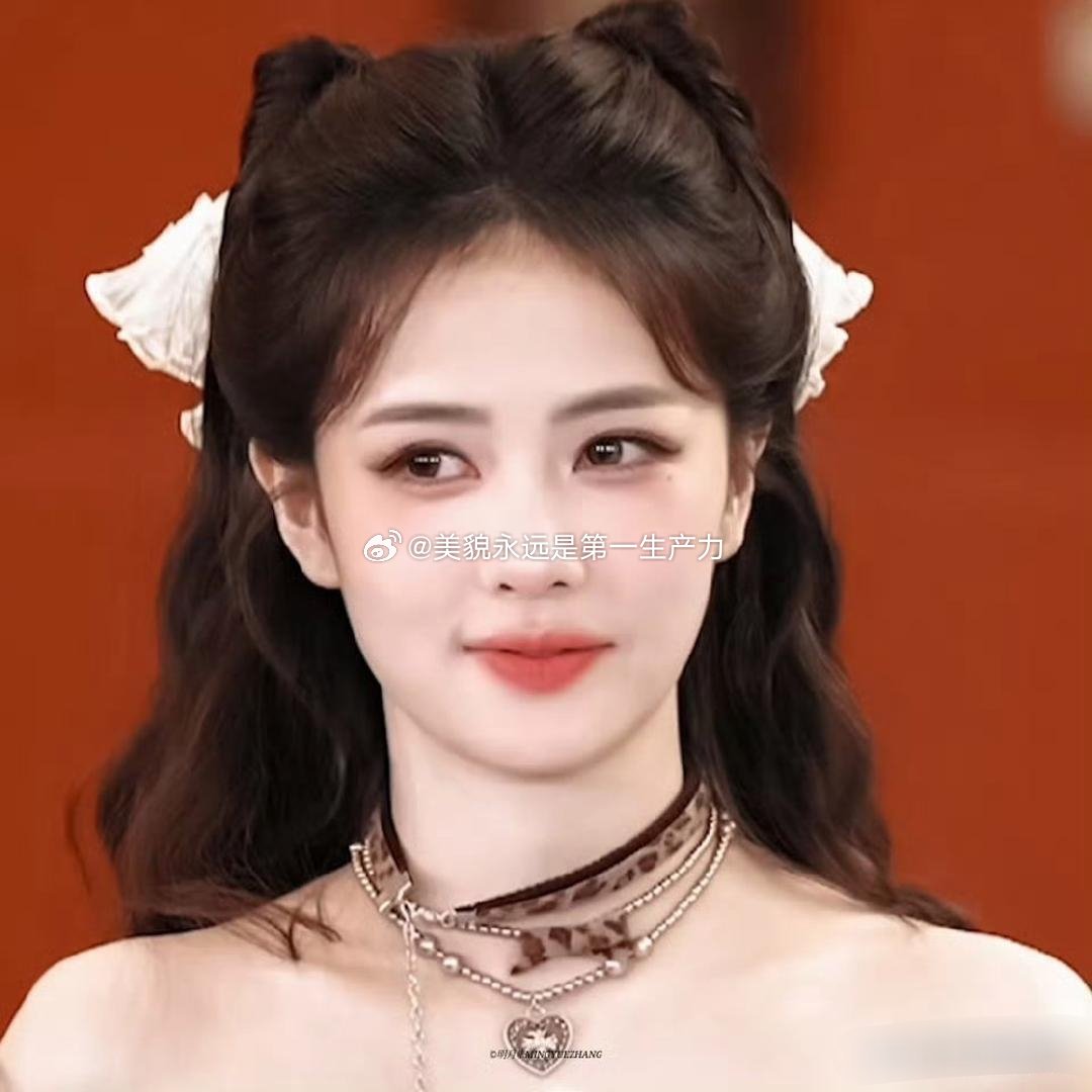白鹿是做了医美微调吗？我记得她前几年颧骨挺高的