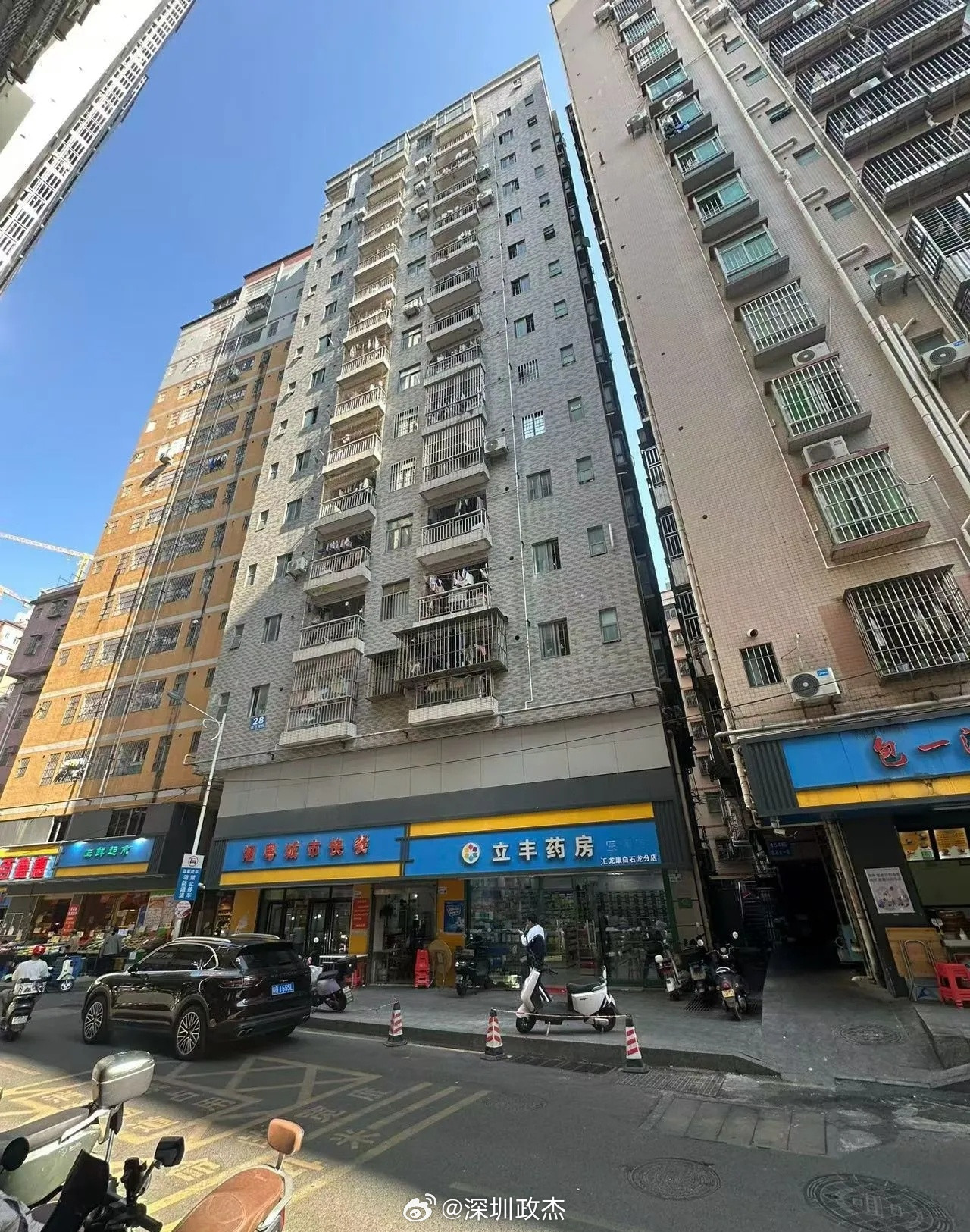 躺平的深圳房东，龙华白石龙一整栋农民电梯房，16层，总面积4200平，每个月收租