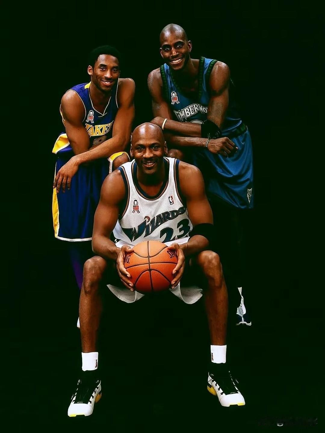 本以为下一个能享受乔丹科比全明星告别演讲待遇的是詹姆斯，毕竟这象征着新老权杖的交