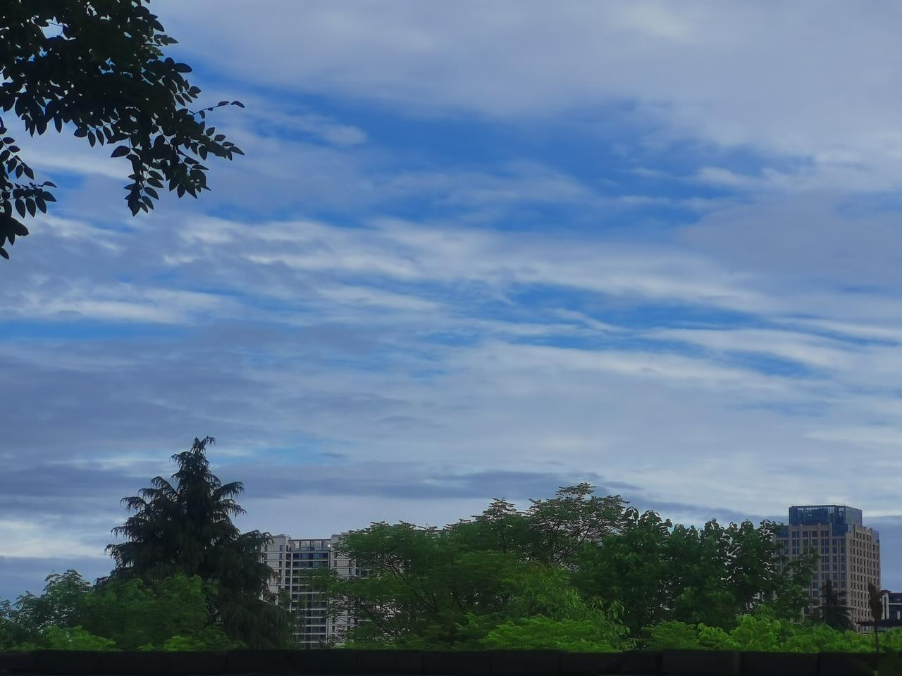 雨后天空
