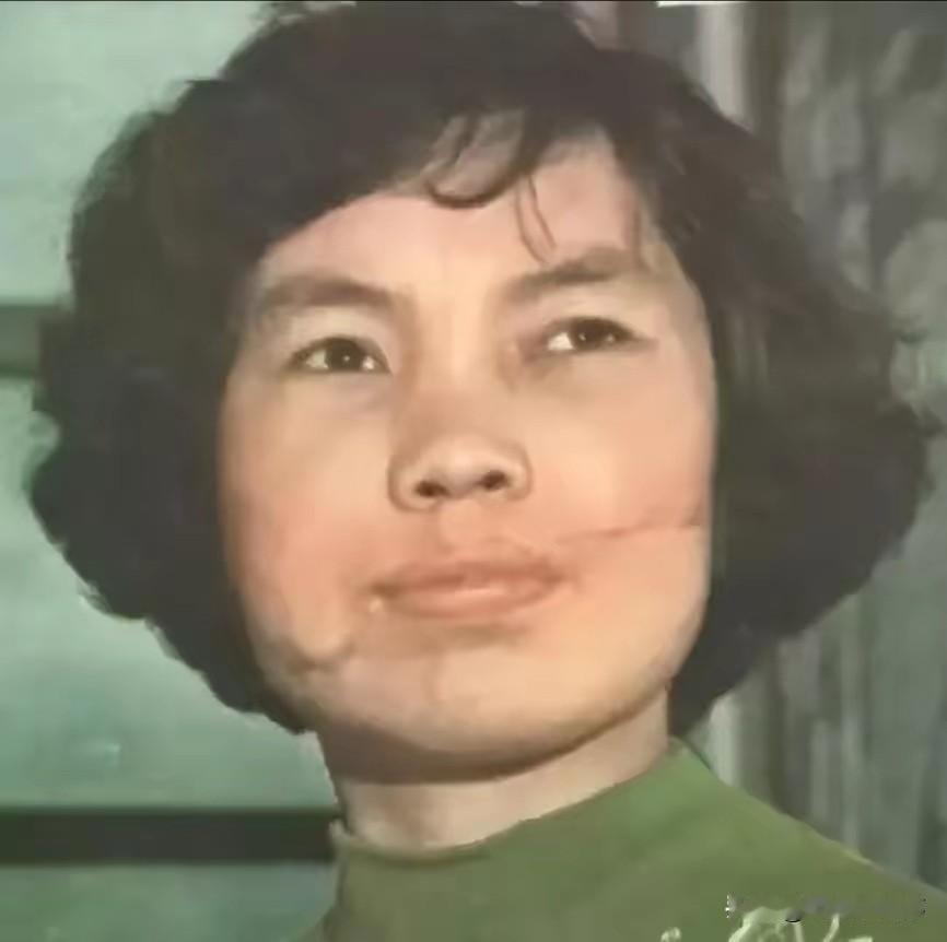 "快来人呀！"1959年，一位妙龄少女睡觉时，6名男子突然闯入，将她残忍折磨，然