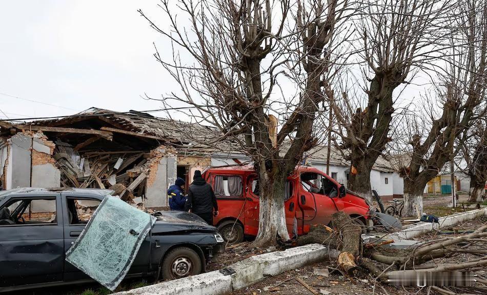 乌克兰空军拼了老命！对于俄军发动创纪录的大轰炸，乌克兰空军，防空军在12月6日，
