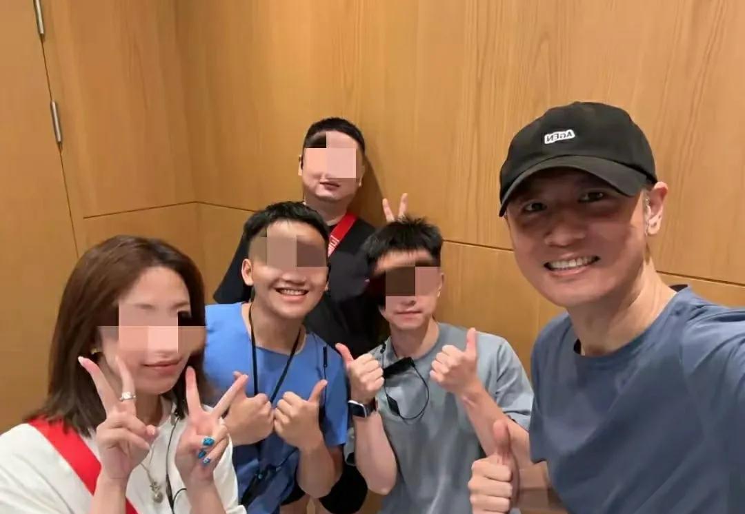 任重和孙骁骁最后竟然成了一对儿，妈呀，这俩人的人品太般配，太合适了。想起了毛晓彤