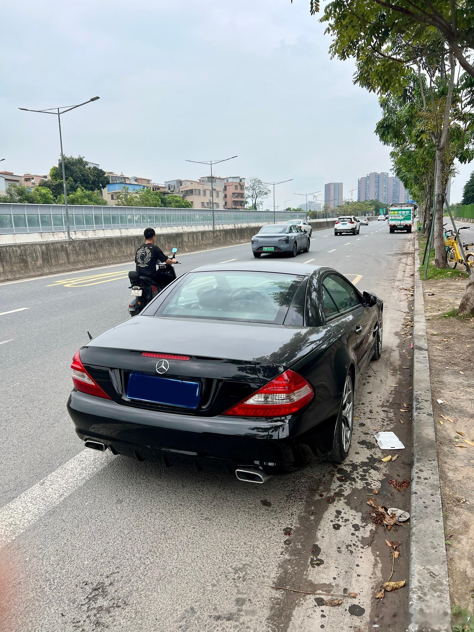 最近又天天修车，有点烦修好估计又心情舒畅了。广州