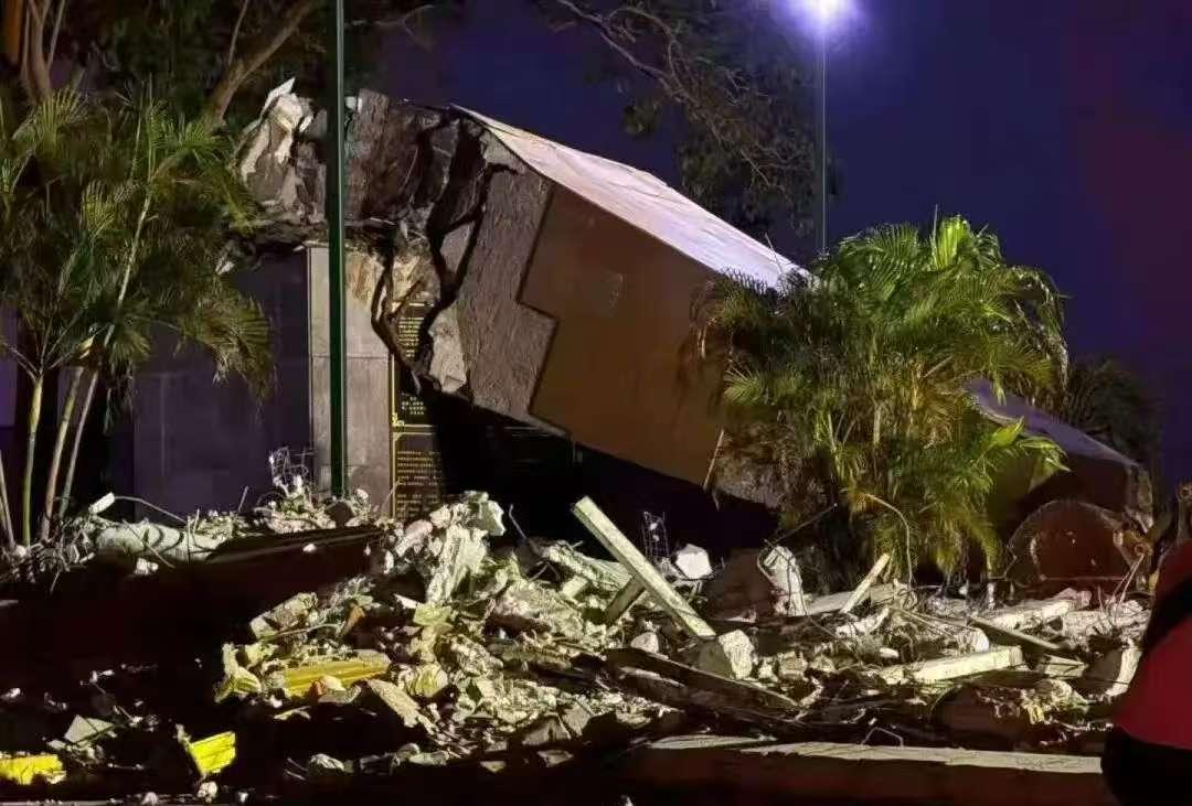 打脸了，巴拿马那个女市长佩尼亚尔巴，算是把“权力用错地方”演绎得淋漓尽致。1