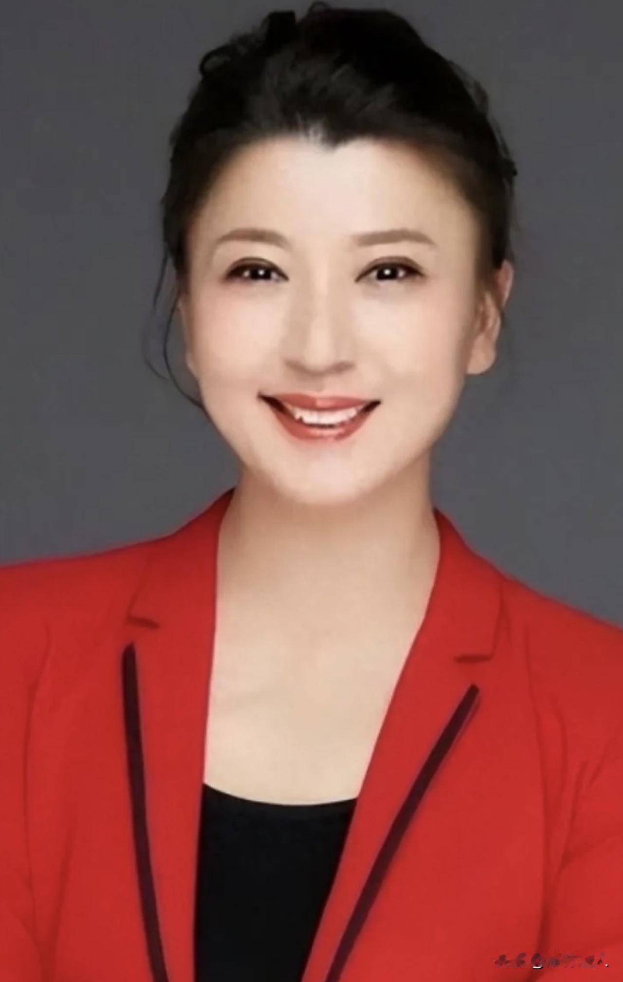 酸酸黄瓜。老说一些不咸不淡的扯老婆舌的话，欠揍的话不要说，掉价。无论你是