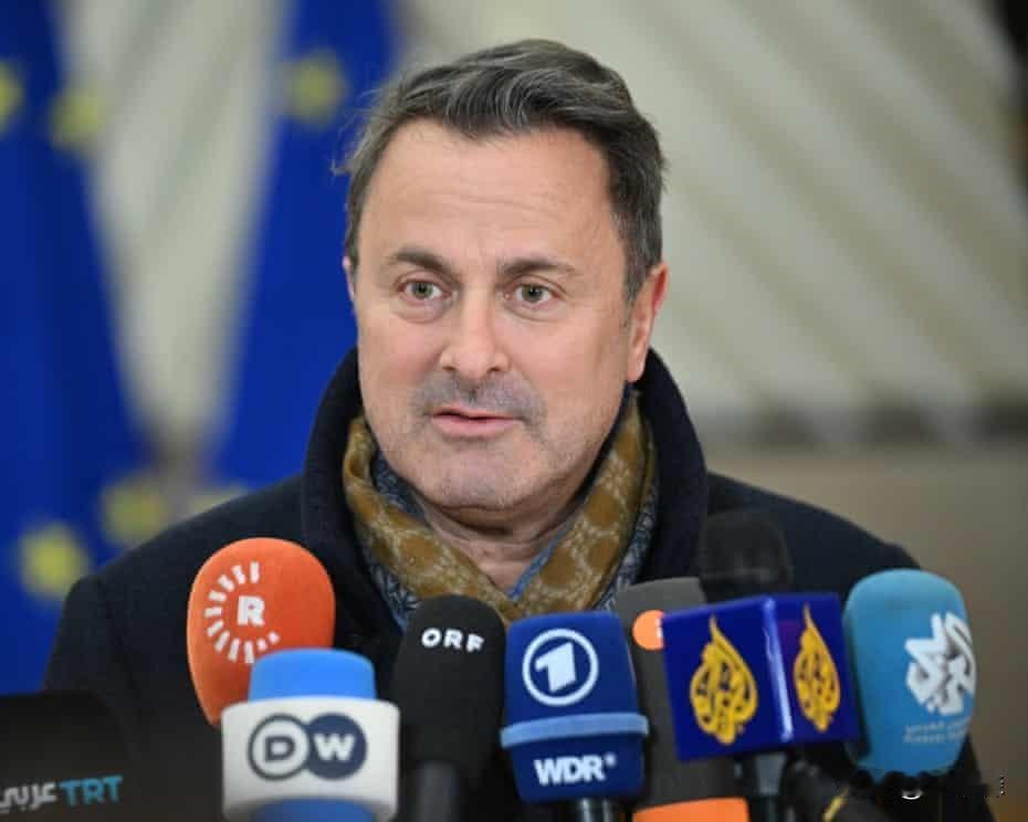 泽连斯基喊话要求2027年前让乌克兰加入欧盟，甚至以最后通牒的姿态向欧盟施压，这