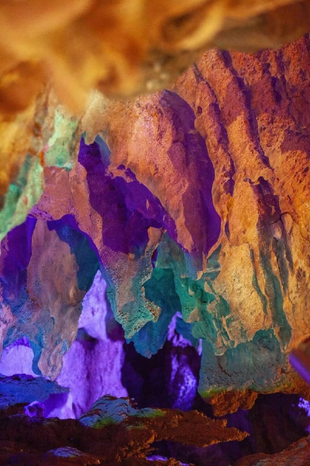 11月为什么科技跌这么厉害？1，年底机构要搞排名，影响业绩，只能卖出科技。2