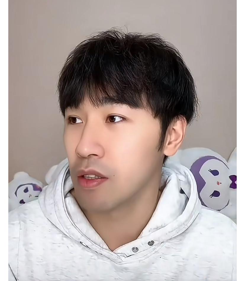 伦敦世乒赛闫安直播透露比赛直播和时间，值得关注。这次伦敦世乒赛团体比赛抖音没有