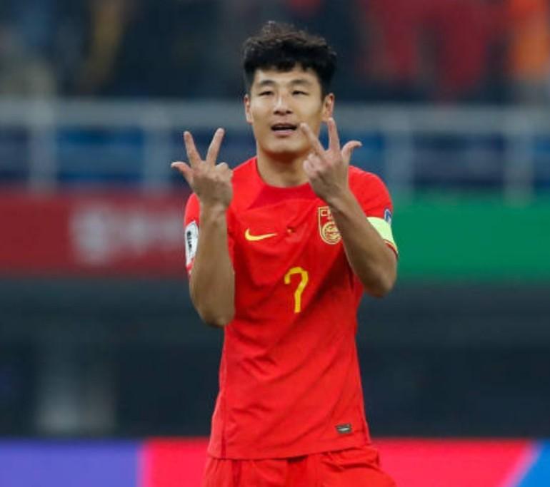 武磊的梅开二度，板上钉钉把青岛海牛送到2026中甲了。要知道青岛海牛24轮过
