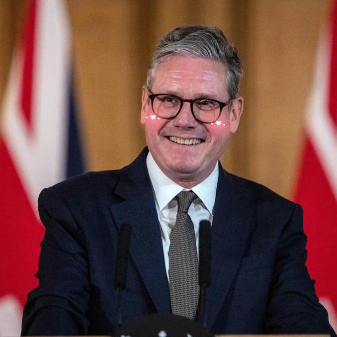 快讯！快讯！据英国媒体报道，英国首相斯塔默在巴黎意愿联盟会后对记者说，等乌克