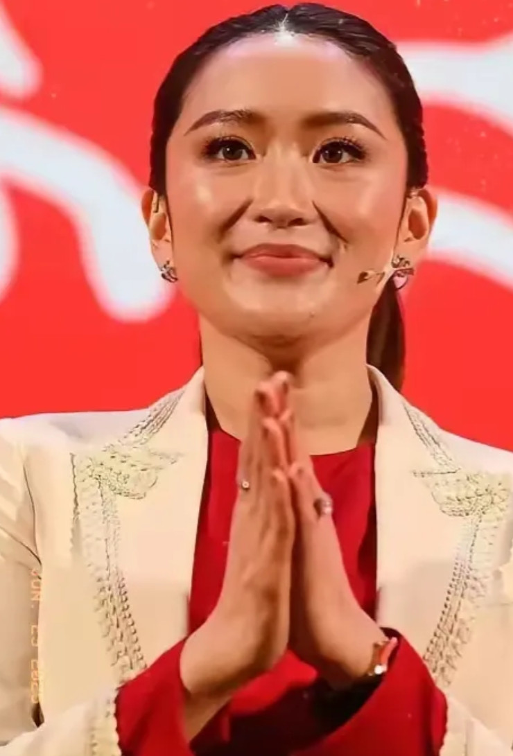 中泰铁路的轨道还没铺完，佩通坦就被暂停了总理职务，接下来就看佩通坦能不能上诉成功