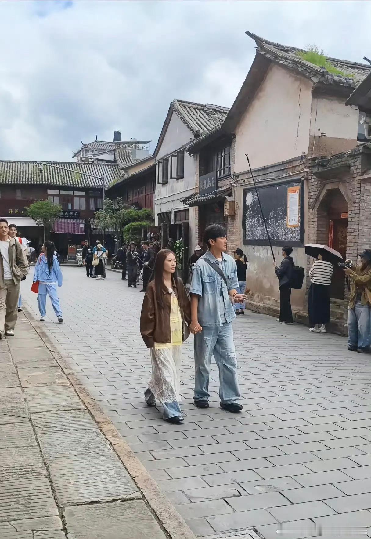 高梓淇新恋情曝光高梓淇带女友参加真人秀高梓淇新恋情曝光，带女友参加真人秀，看起