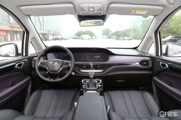 [小鲨帮选车]传祺M6 MPV高配新选择 颠覆式配置解析