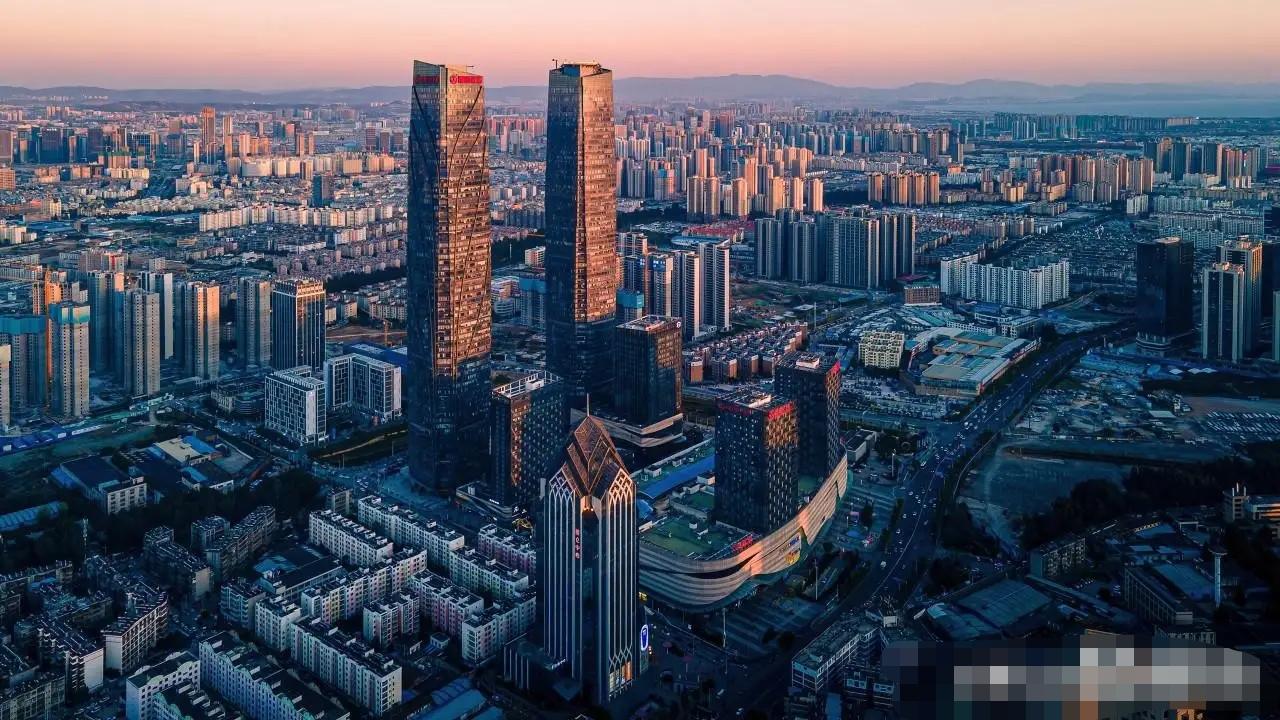 昆明以前是啥？游客落地长水机场，拍两张照，转身就去大理丽江。大家都叫它“中转站”