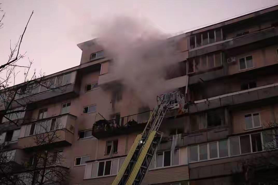 快讯！快讯！乌克兰新消息。11月14日通过其官方社交平台发文称，俄军动用约43