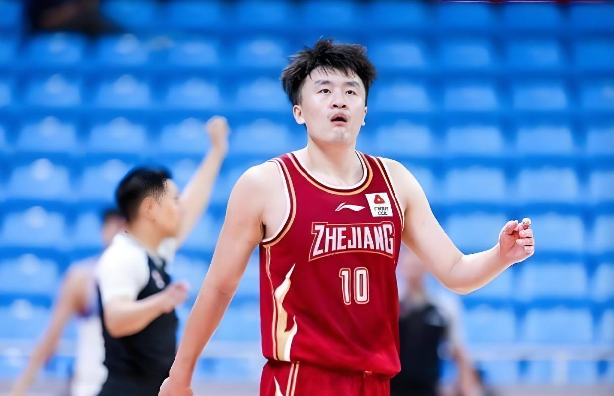 输给山东1分！揪出3个“混子”球员，坑了浙江队CBA四分之一决赛，浙江队Pk山