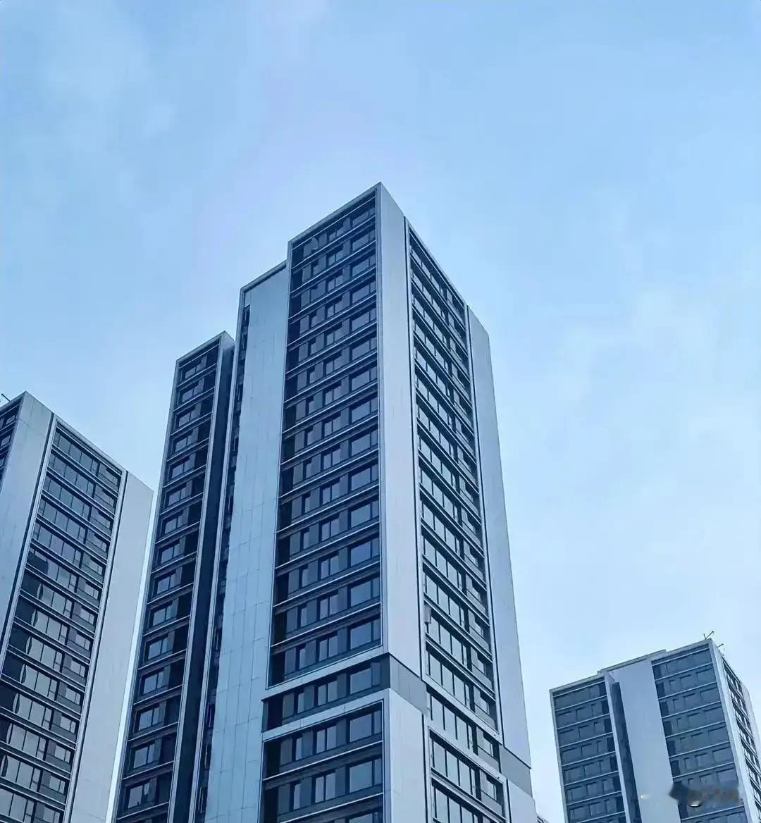 房贷倒挂绝不是个例！当下环境，买房需要越来越谨慎了。发生房贷倒挂的，准一