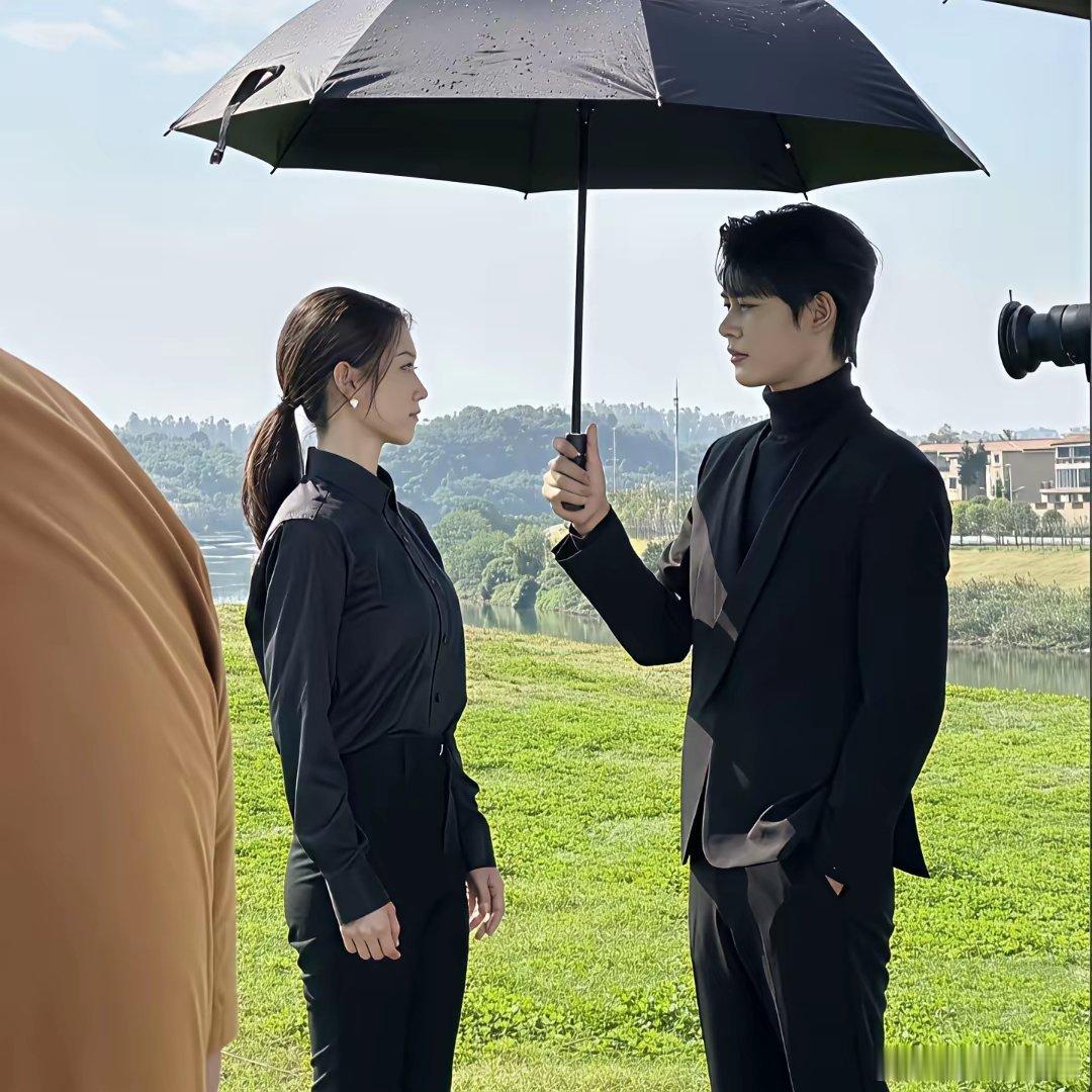 看了柯淳的遭遇终于明白郭宇欣为什么一直瞒着不说了今天柯淳被长剧退货登上热搜背后原