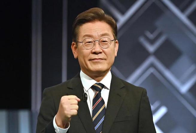 借道朝鲜，连通北京！韩国抛出大胆计划，要建“史无前例”的跨境高铁郑东泳在统一