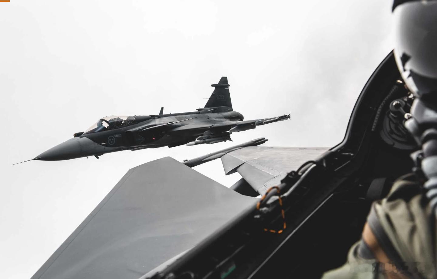 抢F-35饭碗！萨博联手加拿大CAE，若中选将建本土鹰狮培训体系2026年7月1