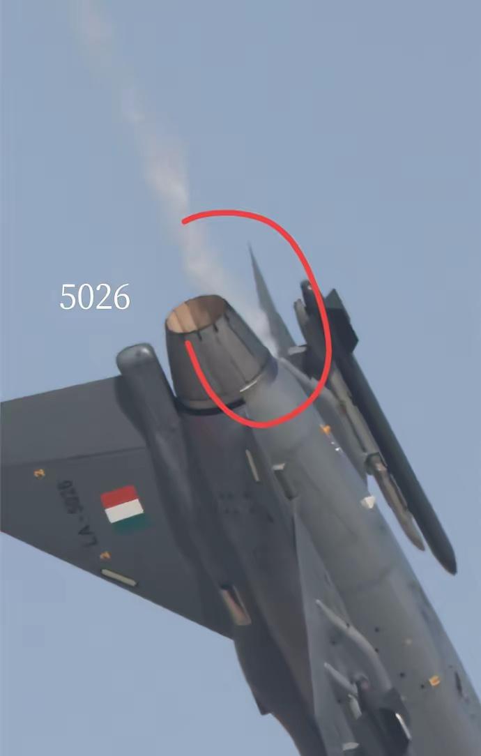 破案了，漏油的是光辉5025，升腾的是光灰5026，问题都不带重样的。。​还以