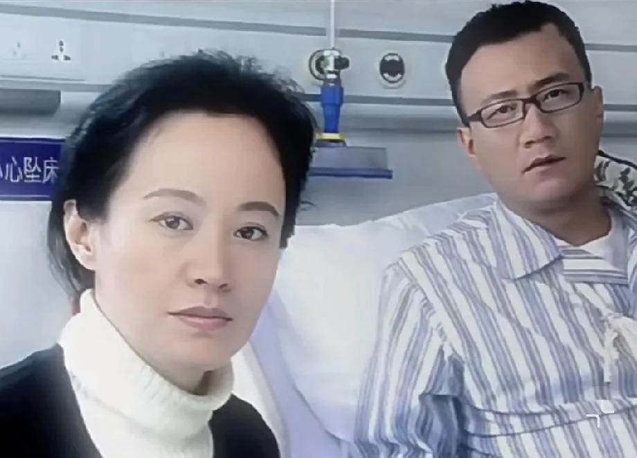 我一直以为朱元璋马皇后就是胡军和剧雪演的这样的。要说颜值，胡军没有陈浩民的高，