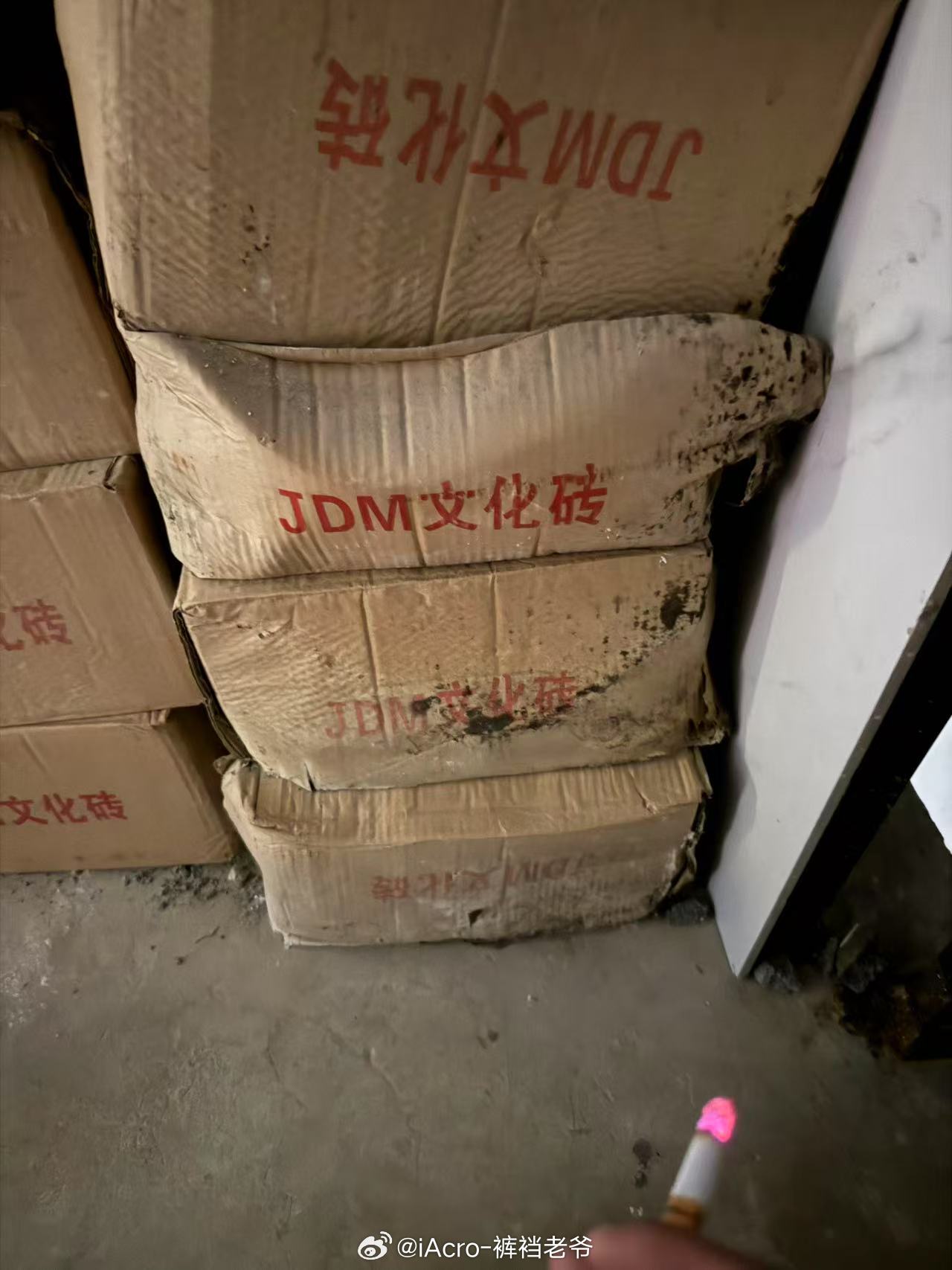 用这些砖盖一个车库🤩​​​