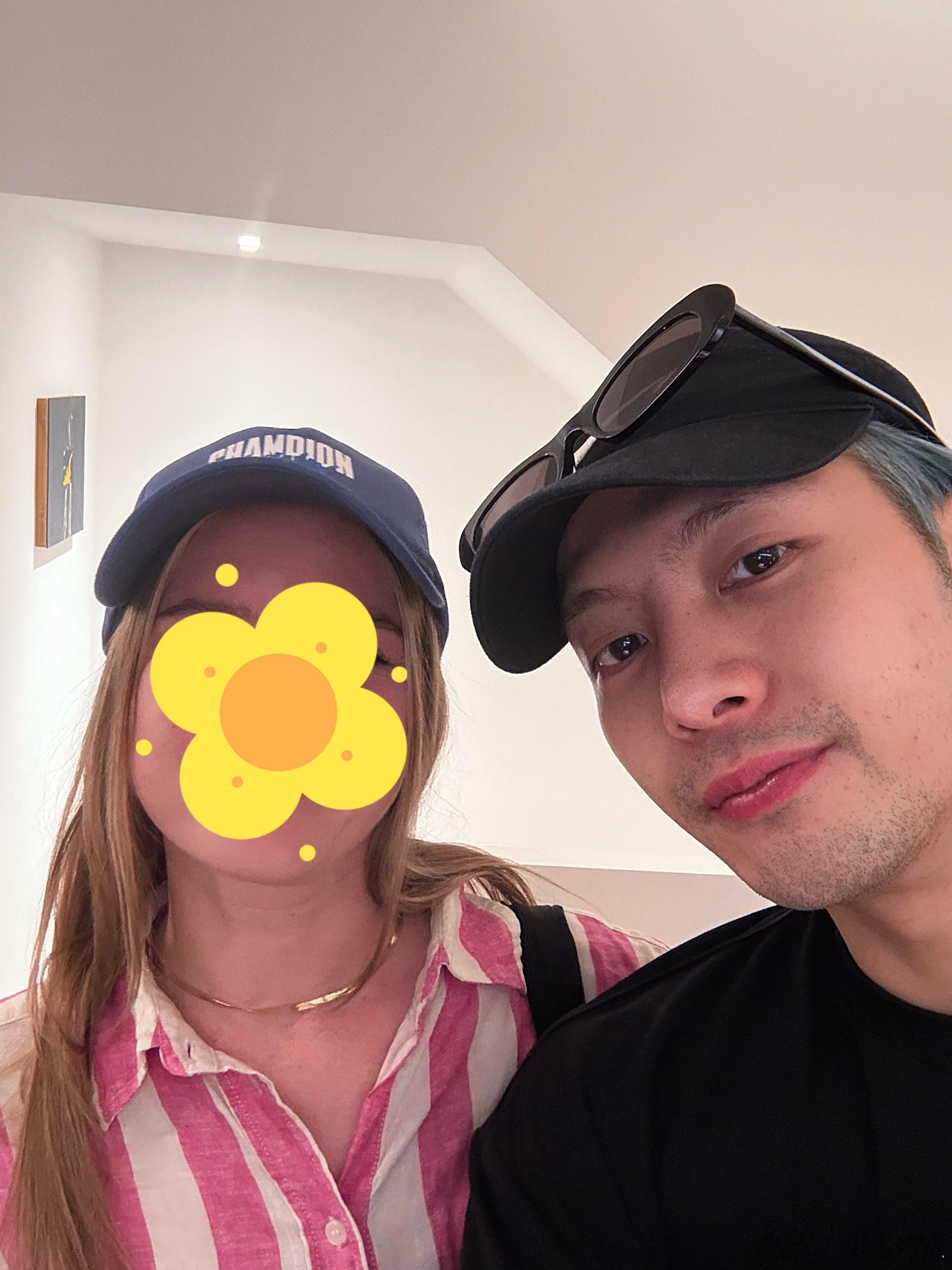 ....这红润润的嘴唇谁能忍住不亲....🥵王嘉尔​​​