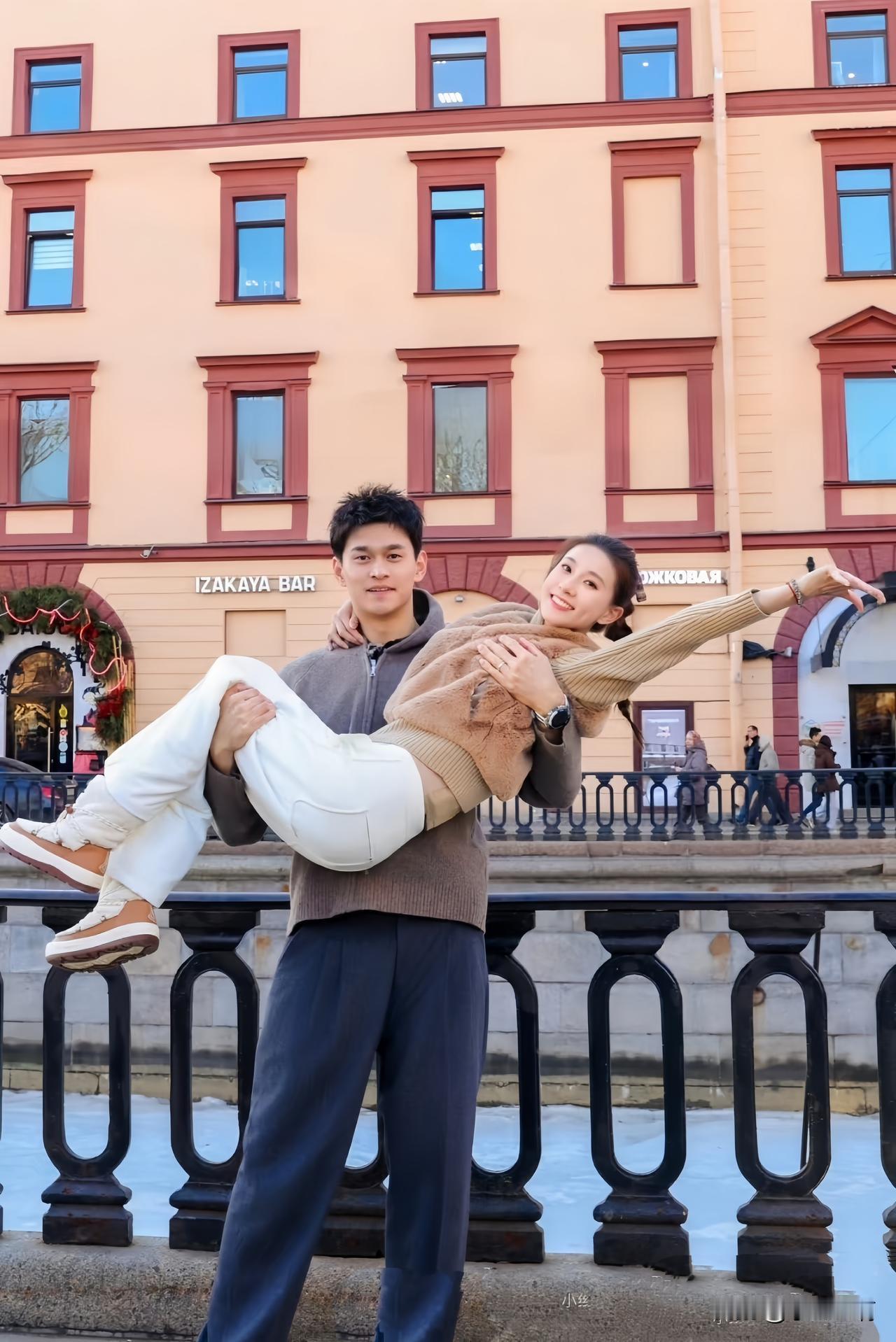 一句：孙杨配不上你，注定孙杨张豆豆的婚姻不会长久。如果可以长久，要不就是张豆豆选