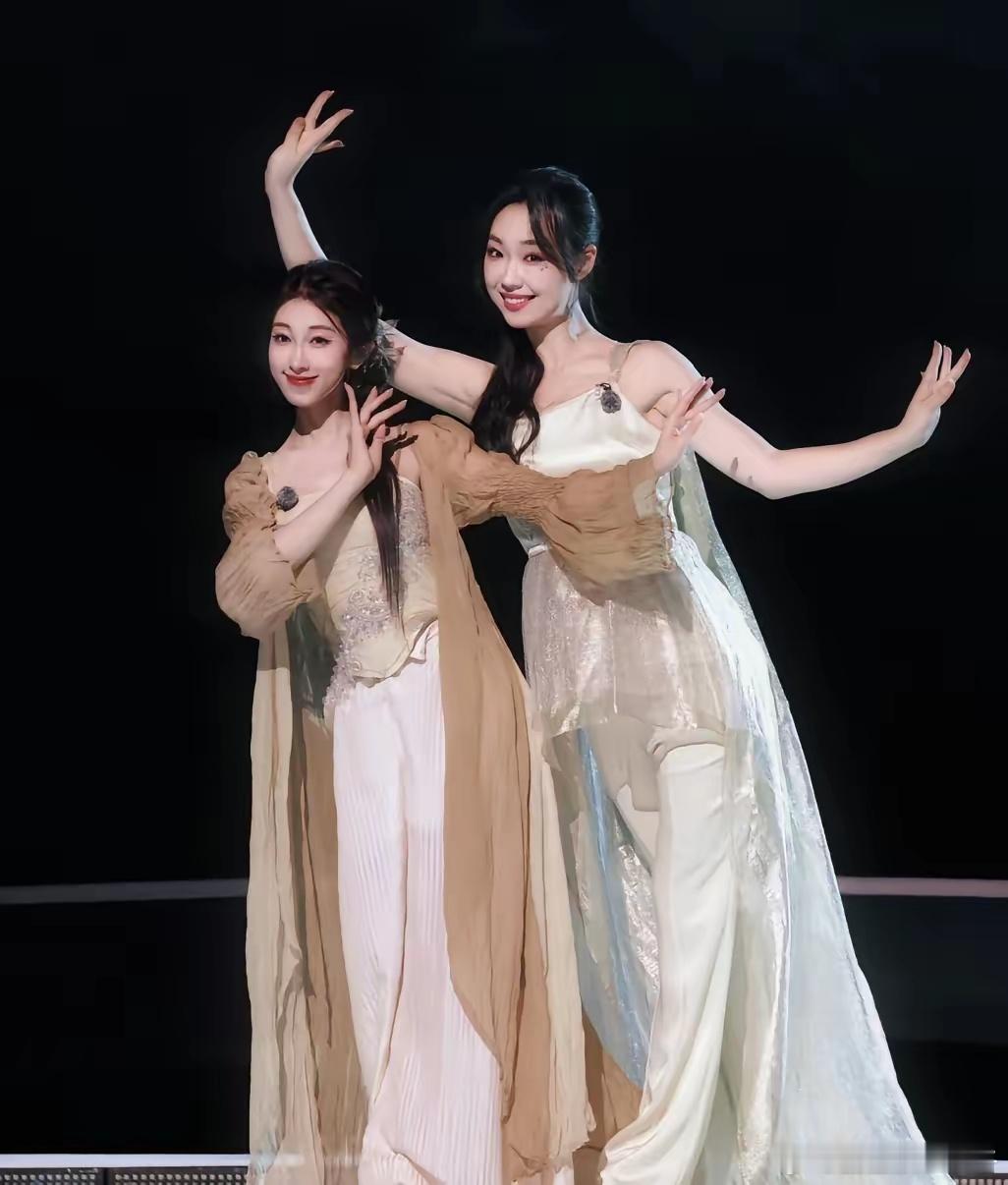 谁有张小婉妈妈的电话？能给我一下吗？我真的很想问一下，为什么不爱自己的女儿，更爱
