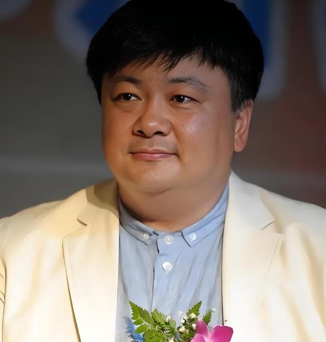 1991年，保姆向洪剑涛借10万买房，洪剑涛二话不说便将钱给了她，谁知，十几年后