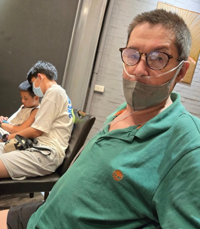 郭碧婷爸爸发文回应啦！他表示之前说郭碧婷养七个孩子是胡说八道，三个女儿都是各过各