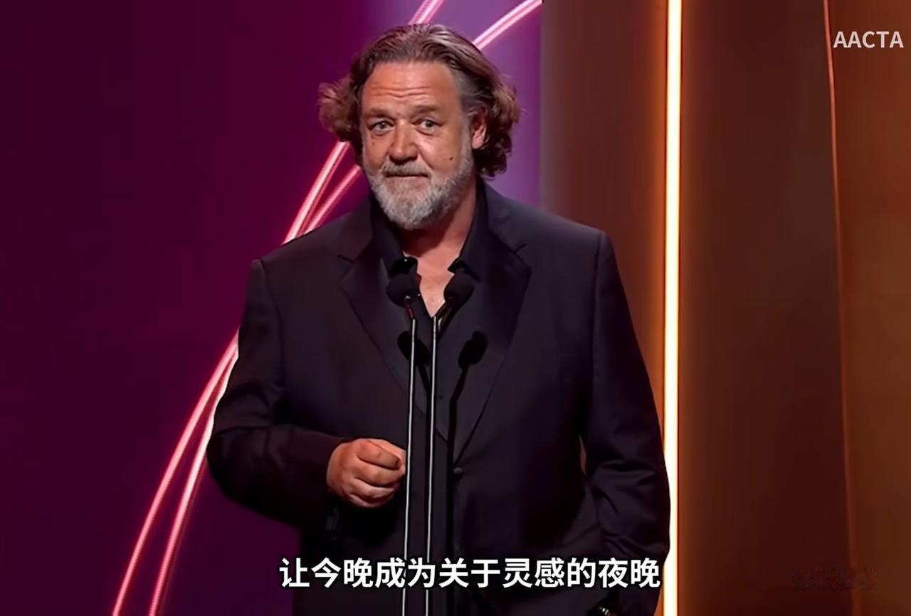 五一到现在，又陆续重温了很多经典影片，尤其是罗素.克劳的。每次重温罗素.克劳的电