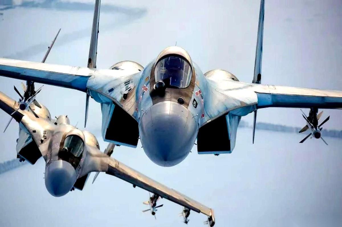 我跟你说，这事儿最骚的，不是那80亿的合同，也不是那40架苏-35。最骚的是，