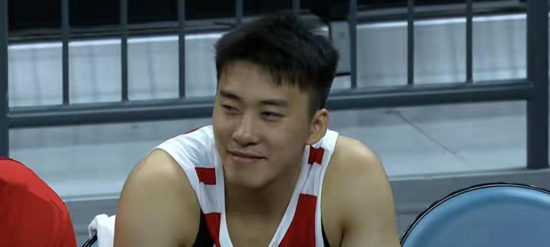 中国男篮78-62双杀委内瑞拉男篮，一战彻底认识以下3人。1、王俊杰（16分3
