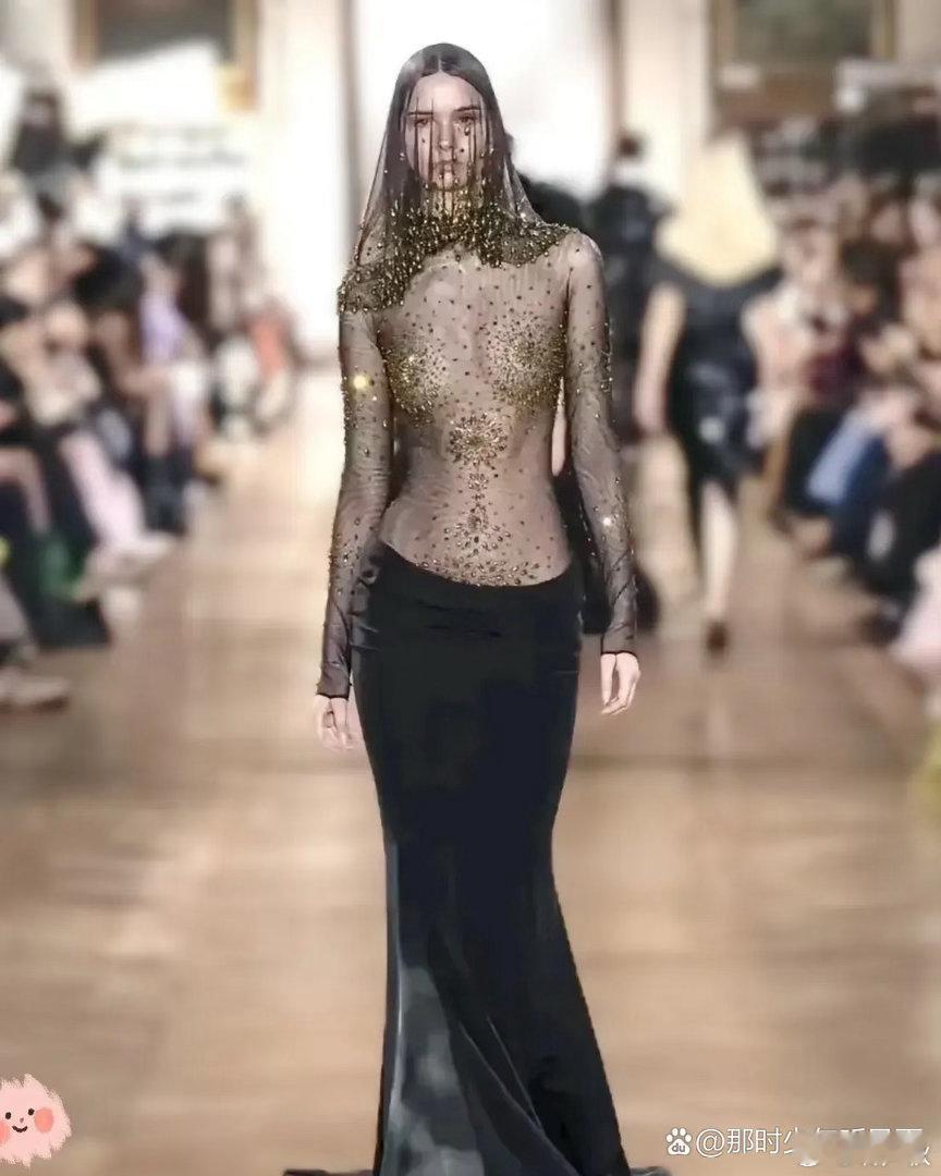 巴黎时装周的衣服，是咱欣赏不来的​​​