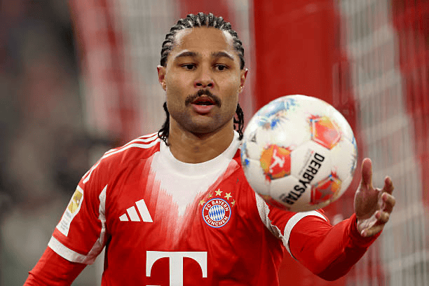 格纳布里与拜仁续约后最高年薪1500万欧;他想踢明夏世界杯