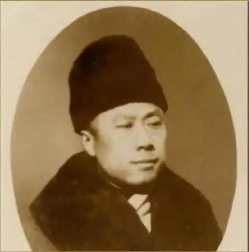 1945年日本投降后，有很多日本女人都被抛弃在了东北，并没有被带回日本，那这些日