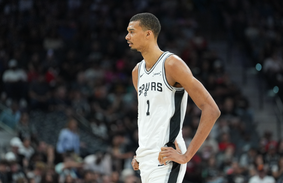 看出来了打到季后赛强度真的打不过掘金掘金第四节后面全力防守就不知道怎么