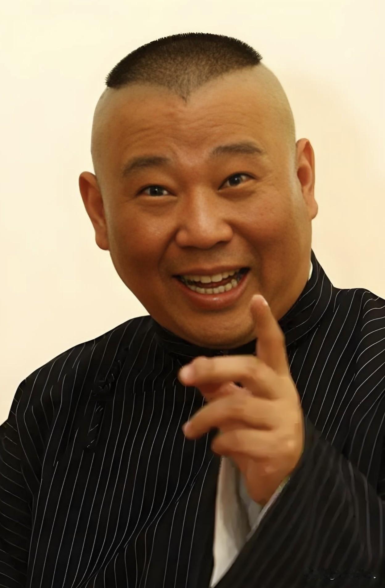 你发现了没？越是善良不惹事的人，越容易被狗咬。通常，只要有一条狗过来对着你咬