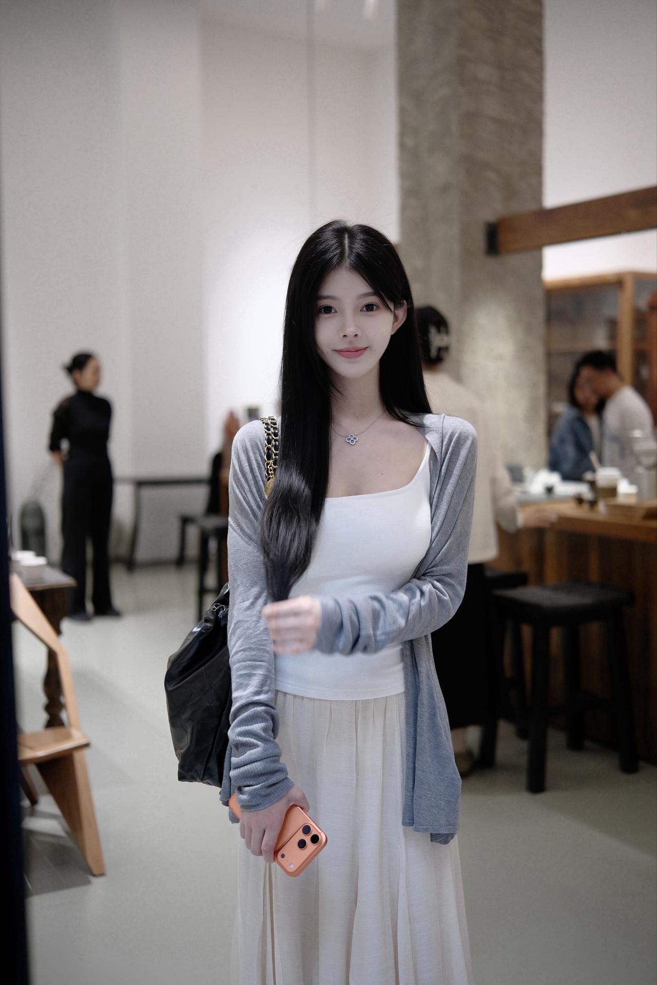 愿你以后的生活大起小落。