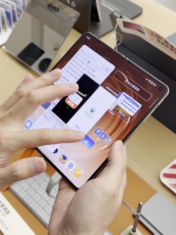 一万多的国产手机，热销榜Top3认真的吗？​​谁说高价位手机只能看苹果？？一