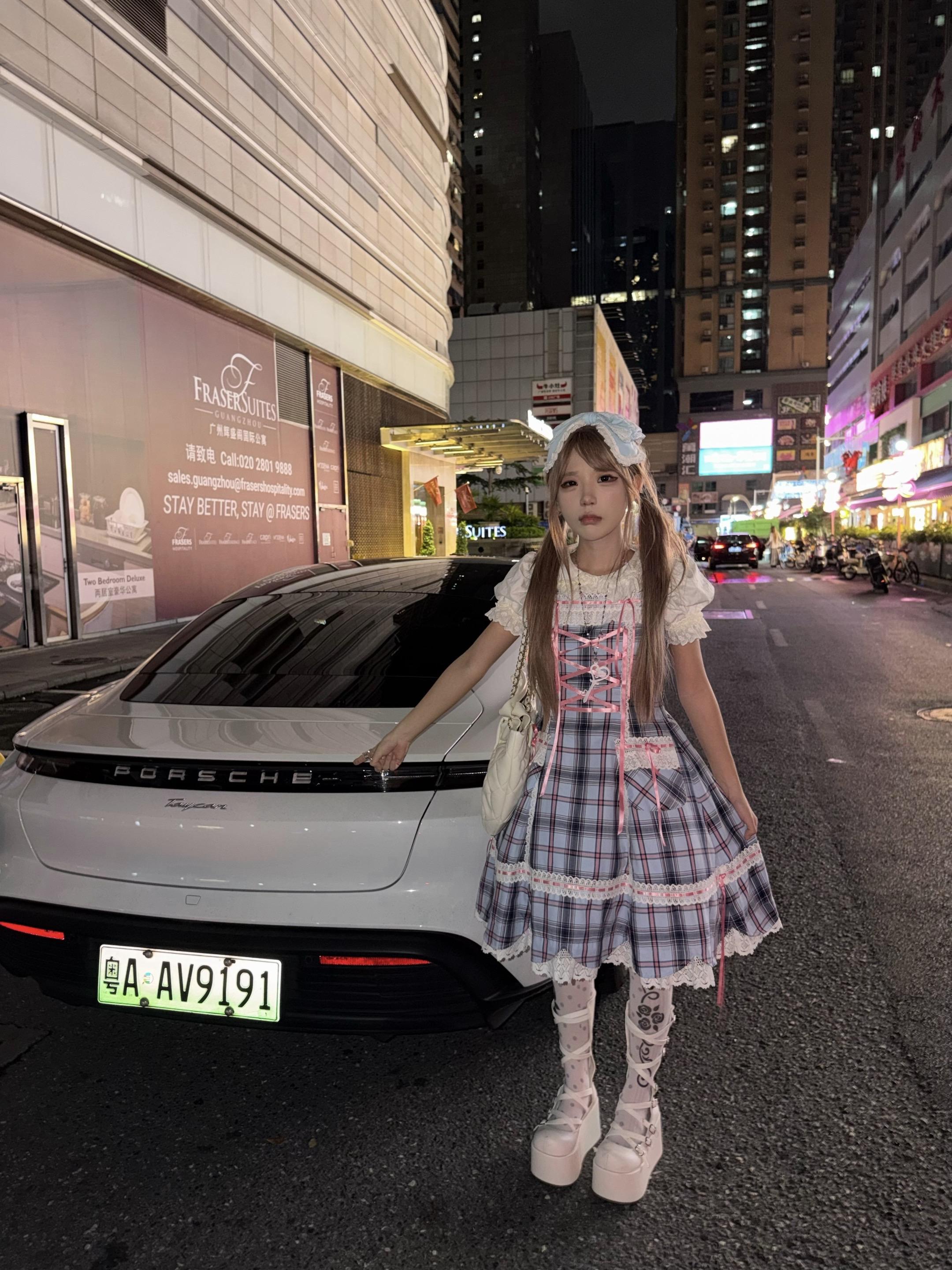根本没有这样的车牌。