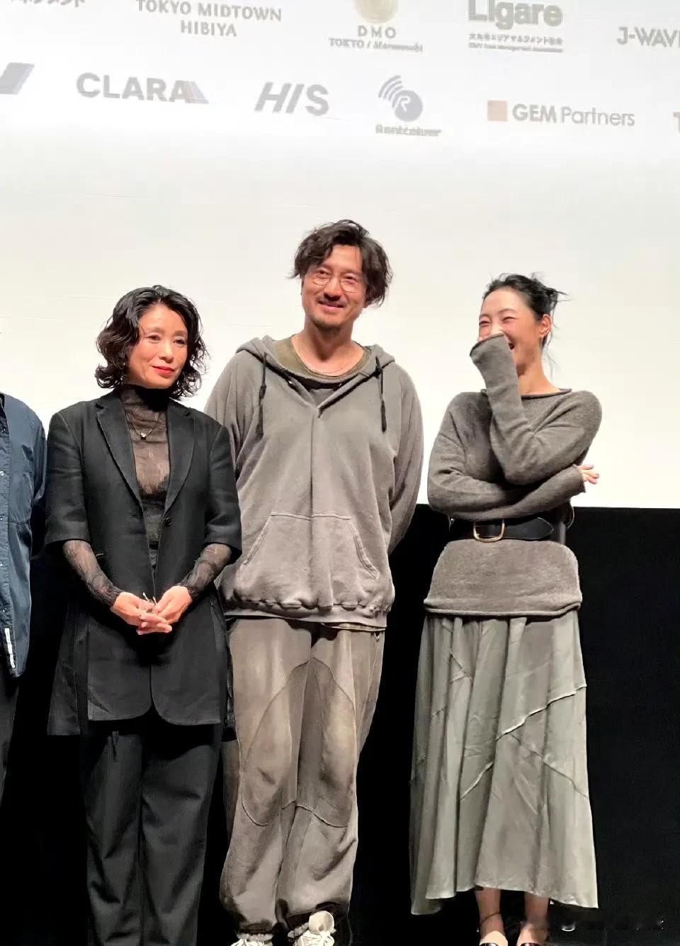 白百何内涵王传君这事，说白了就是最佳男主竞争不激烈，然后经过文晏和桂纶镁的努力给