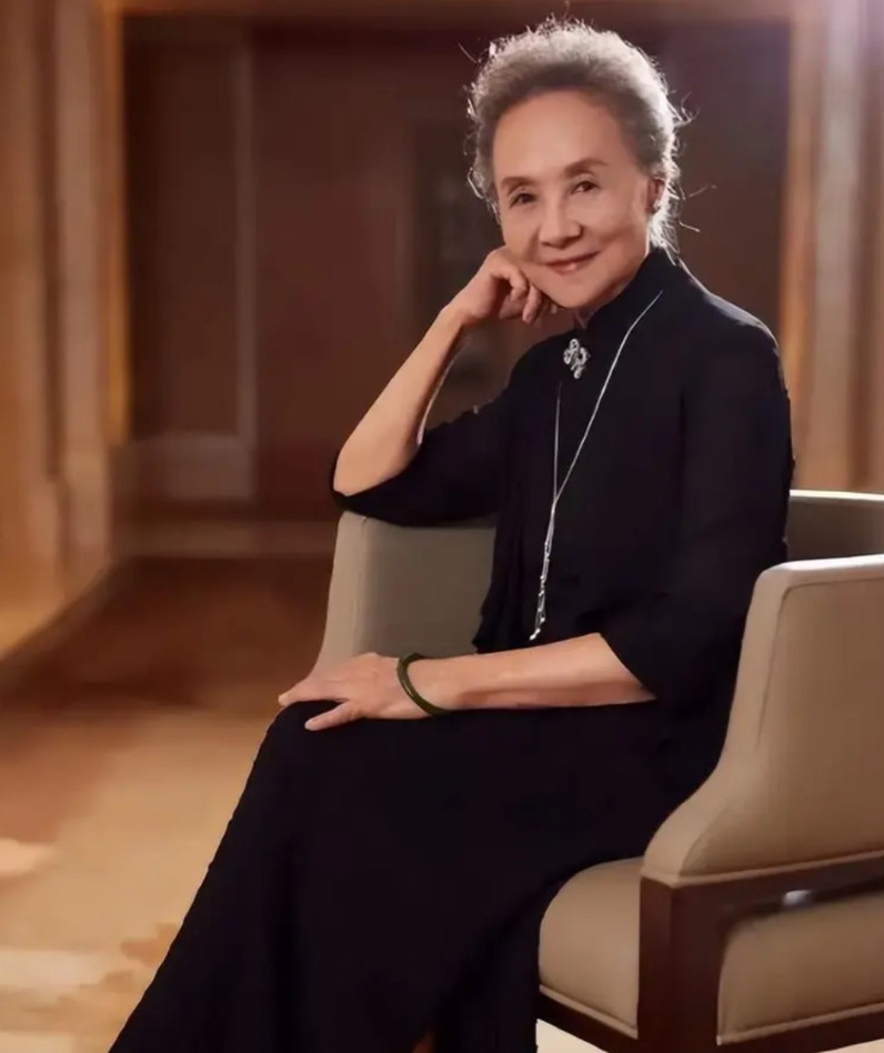 老戏骨吴彦姝说，我女儿在加拿大定居已经18年了，她没接我过去，不是因为不孝顺，而