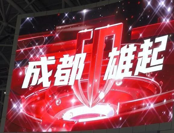 成都蓉城不要有遗憾了！以蓉城目前的实力在中超夺冠不太现实，不管是年初还是夏窗期蓉