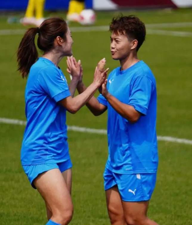 王霜宋端世界波助力武汉女足亚冠半决赛完胜晋级