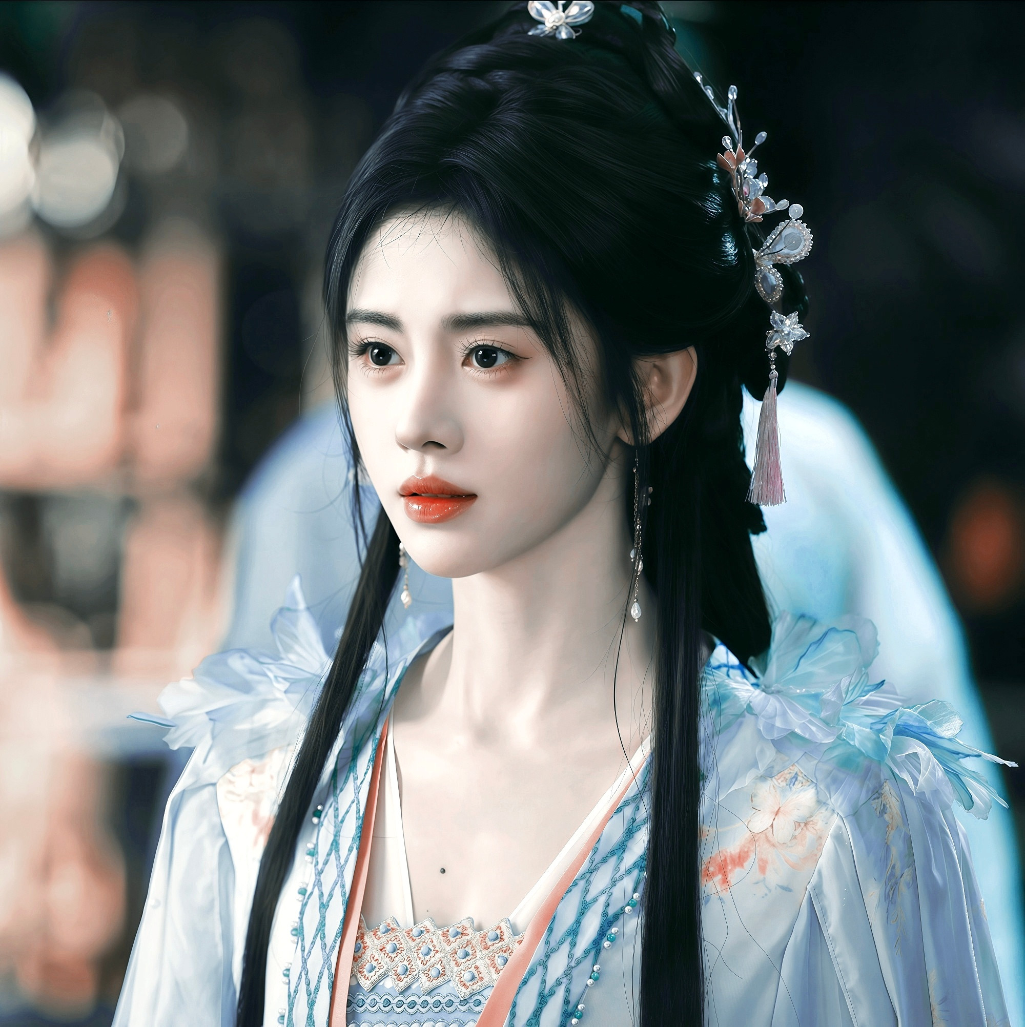 鞠婧祎姜黎非 眉眼藏锋，不语亦安然。不问来路，只看前方💪