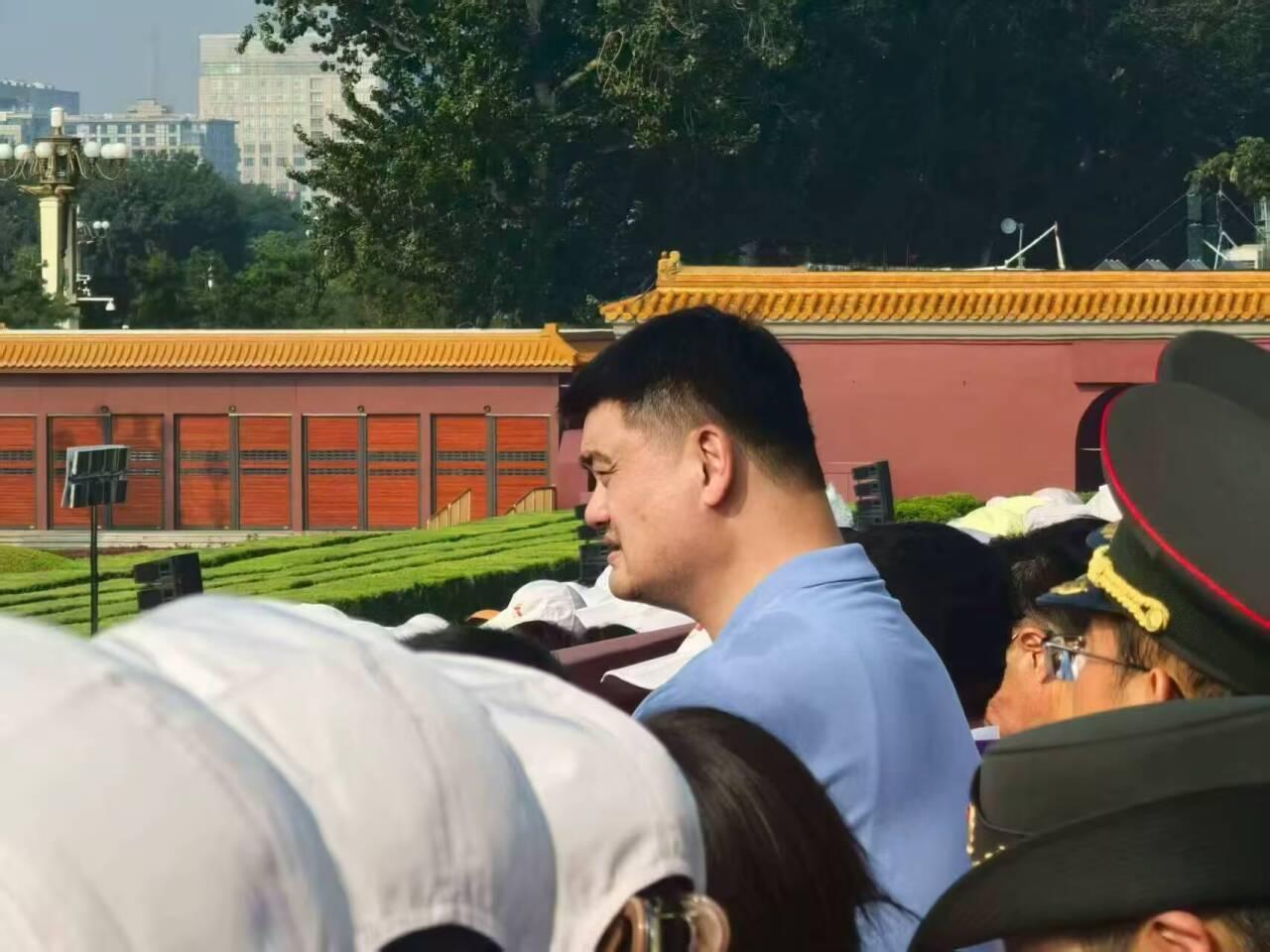 哈哈哈，姚哥，没坐[doge][doge]东风61​​​